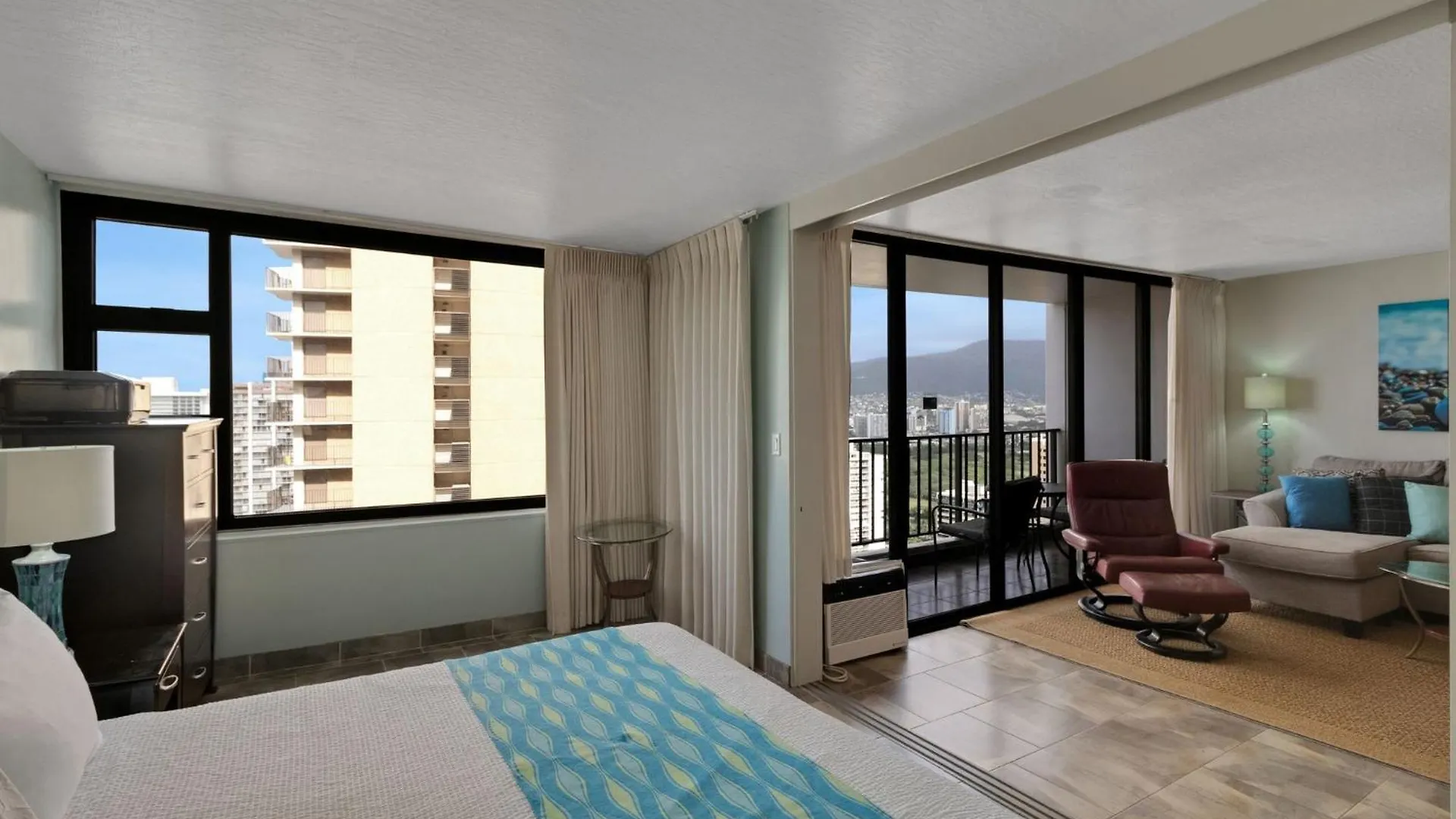 31St-Floor Oceanview Oasis -- Steps To Waikiki Beach With Free Parking Honolulu Daire