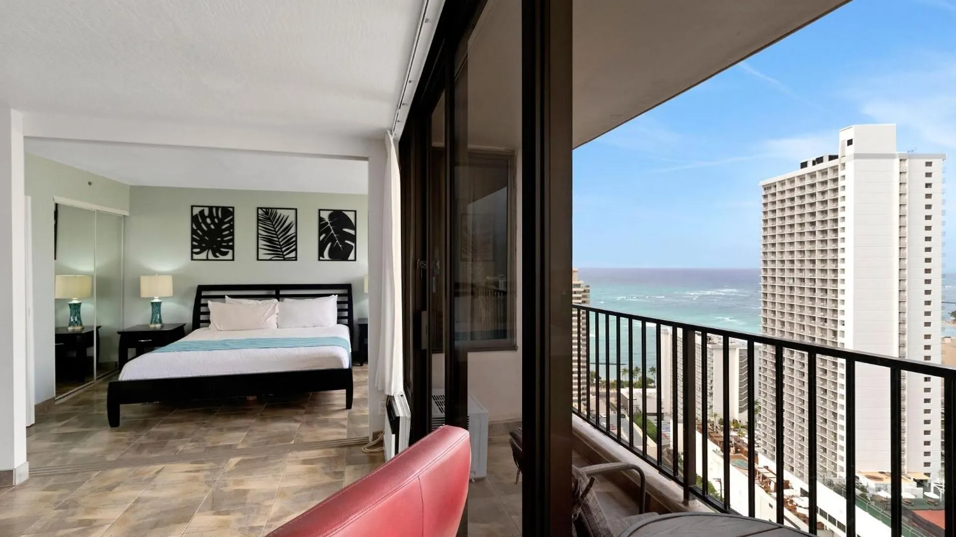 Daire 31St-Floor Oceanview Oasis -- Steps To Waikiki Beach With Free Parking Honolulu