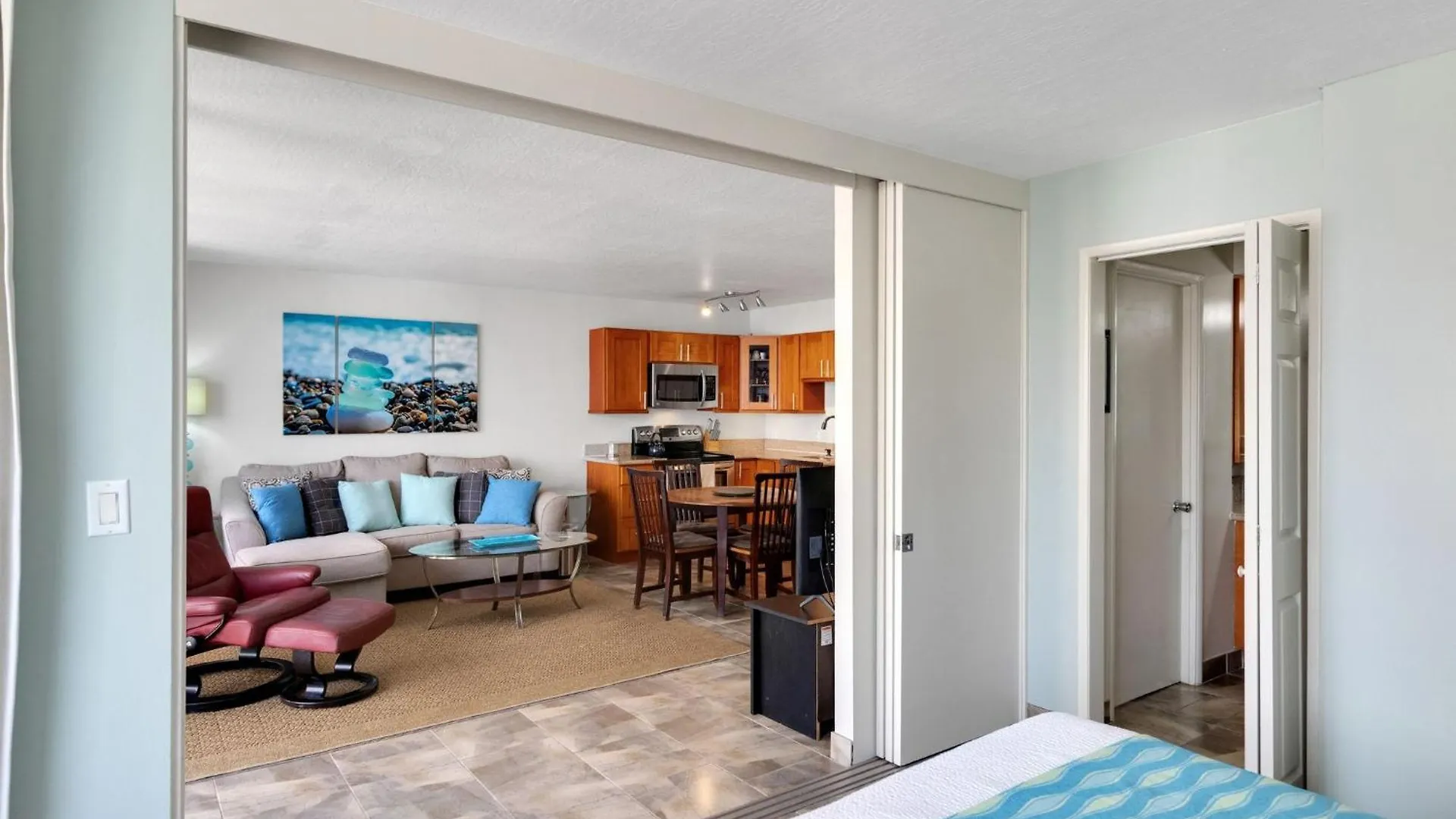 31St-Floor Oceanview Oasis -- Steps To Waikiki Beach With Free Parking Honolulu 0*,  ABD