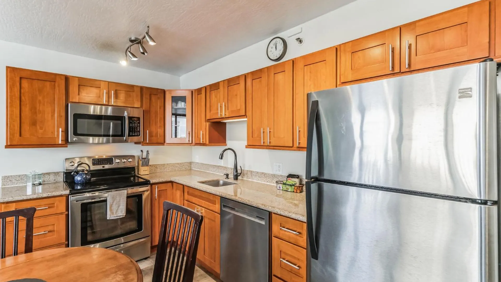 31St-Floor Oceanview Oasis -- Steps To Waikiki Beach With Free Parking Honolulu Appartement